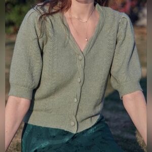 Simple Retro Green Women's Sweater